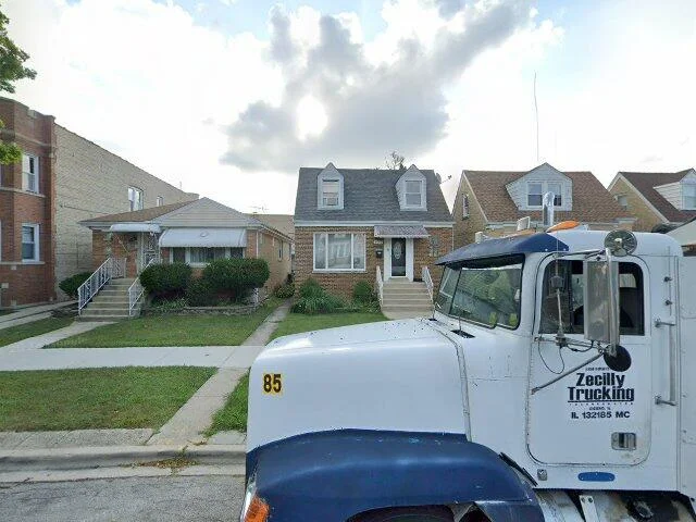 House image located at Chicago, IL 60634