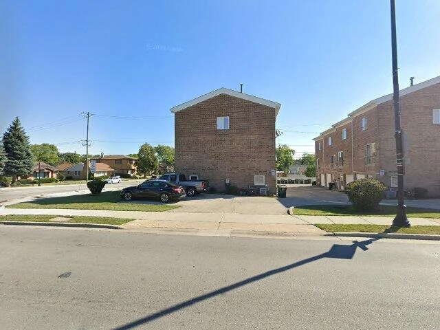 House image located at Niles, IL 60714