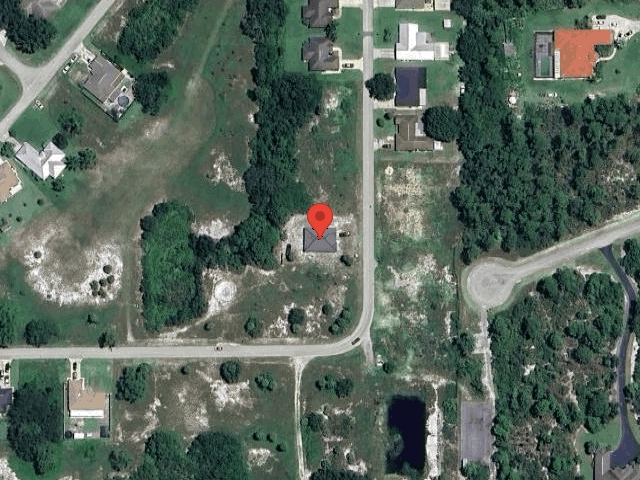 House image located at Sebring, FL 33875