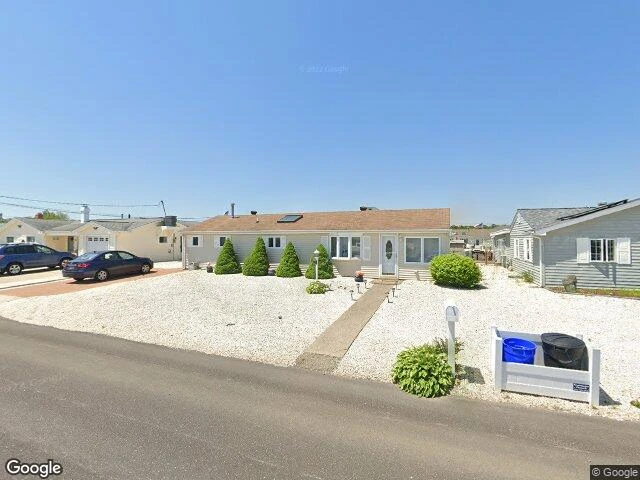 House image located at Waretown, NJ 08758