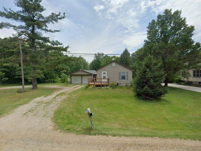 House image located at South Haven, MI 49090