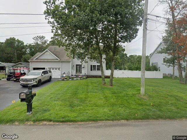 House image located at Bayville, NJ 08721