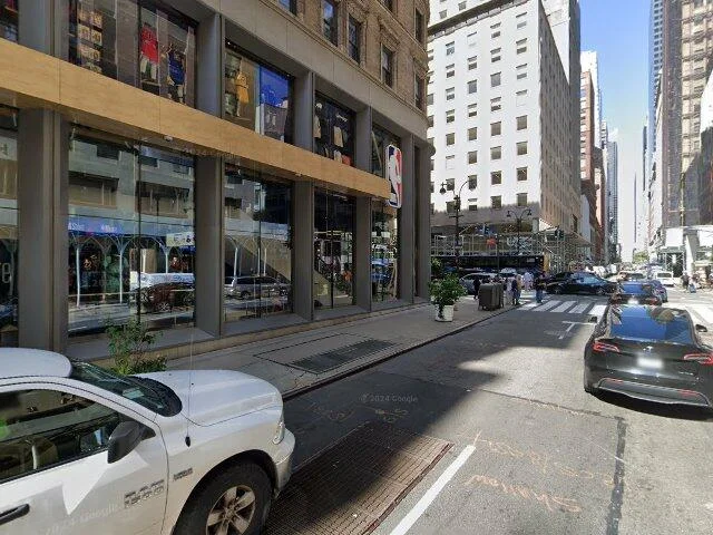 House image located at New York, NY 10017