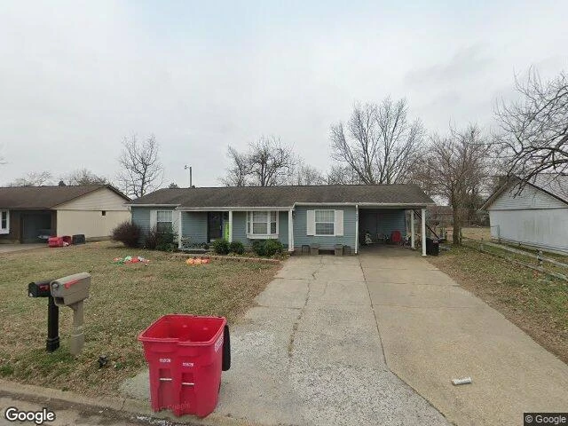 House image located at Sikeston, MO 63801