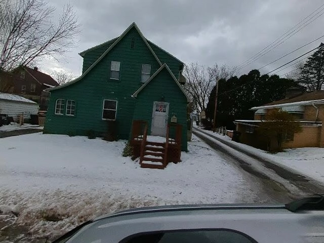 House image located at Sharon, PA 16146