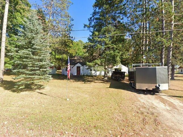 House image located at Fairview, MI 48621