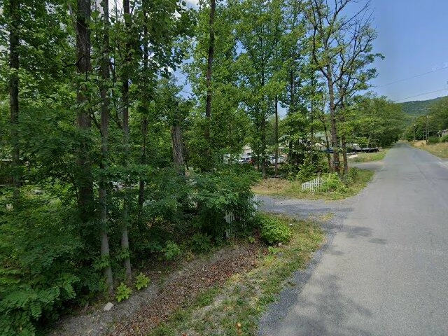 House image located at Winchester, VA 22602