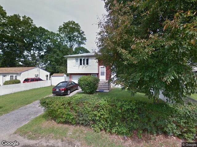 House image located at Bay Shore, NY 11706