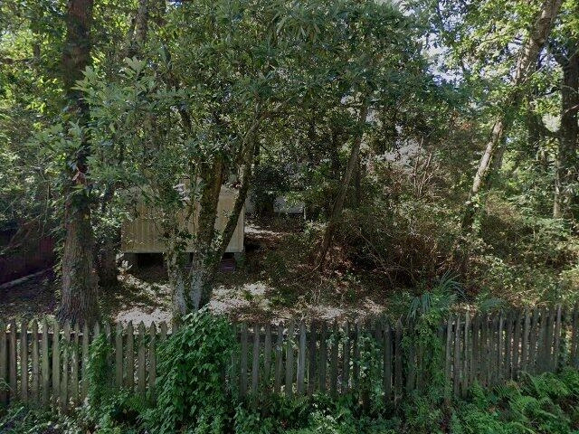 House image located at Ocean Springs, MS 39564