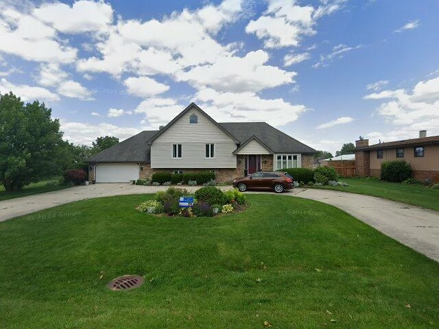 House image located at Naperville, IL 60564