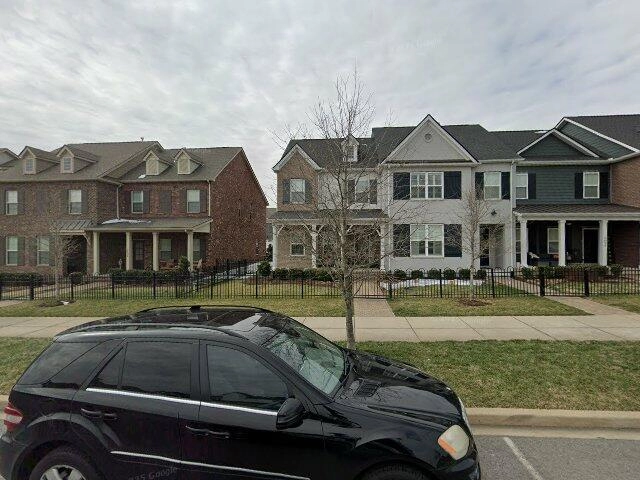 House image located at Hendersonville, TN 37075
