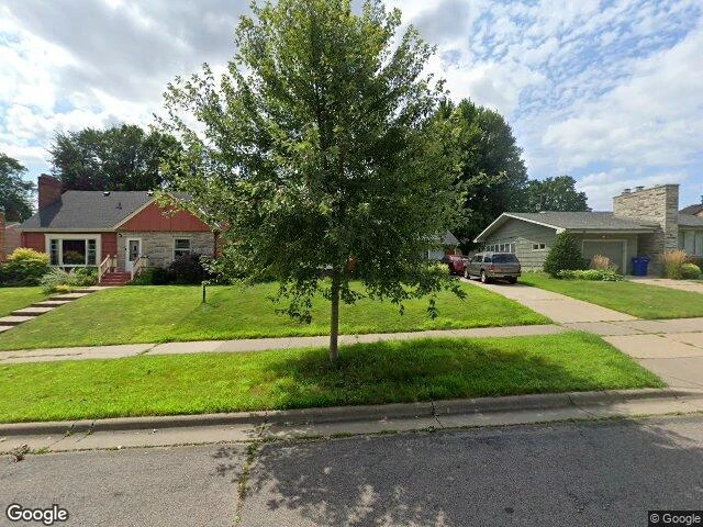 House image located at Saint Paul, MN 55106