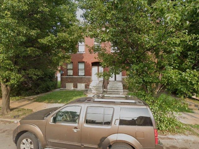 House image located at Saint Louis, MO 63118