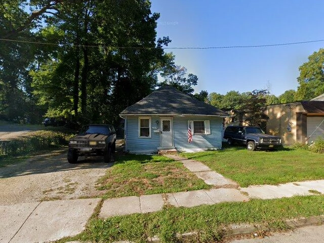 House image located at Clementon, NJ 08021