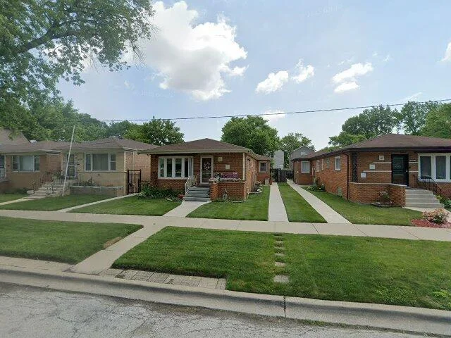 House image located at Chicago, IL 60619