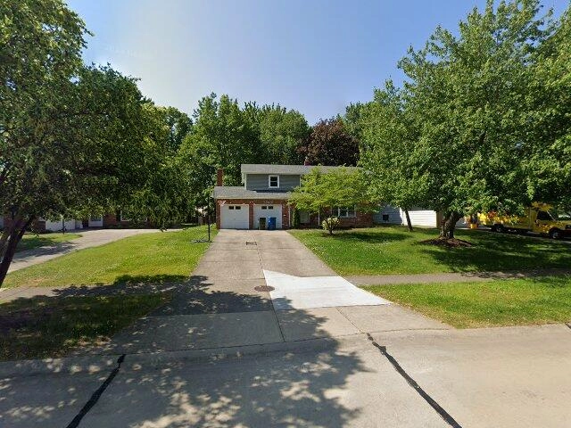 House image located at North Olmsted, OH 44070