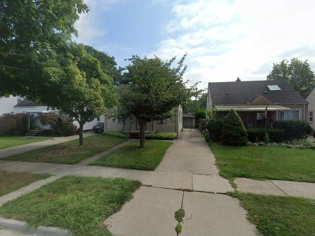 House image located at Dearborn, MI 48124