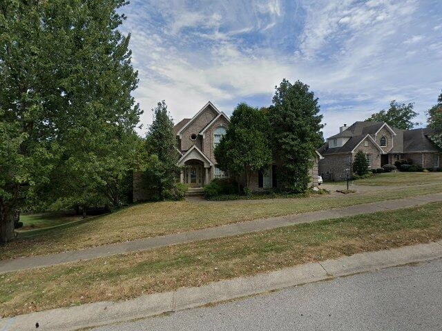 House image located at Louisville, KY 40214