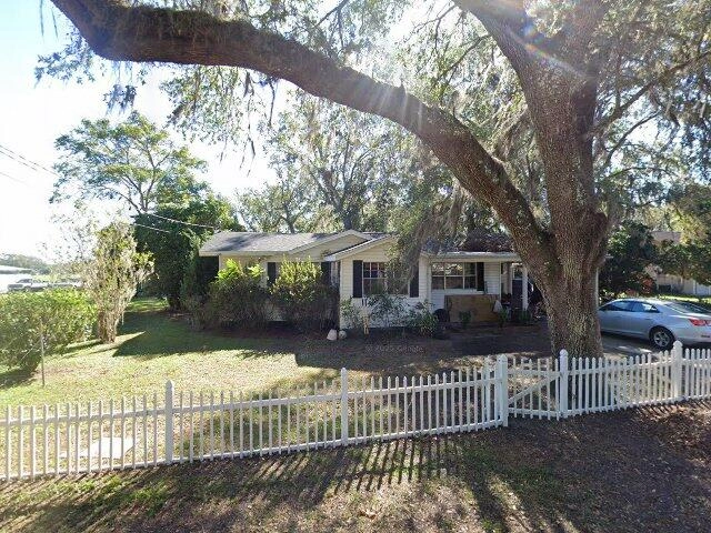 House image located at Bowling Green, FL 33834