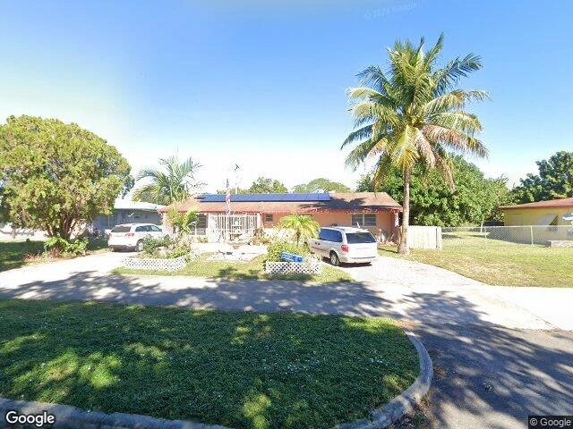 House image located at Miami, FL 33162