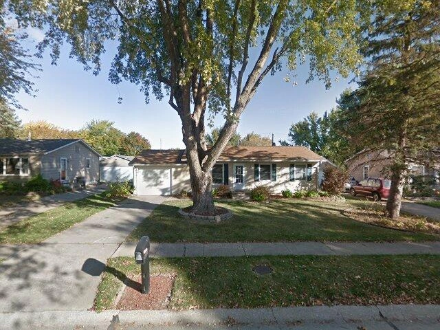 House image located at Rock Island, IL 61201