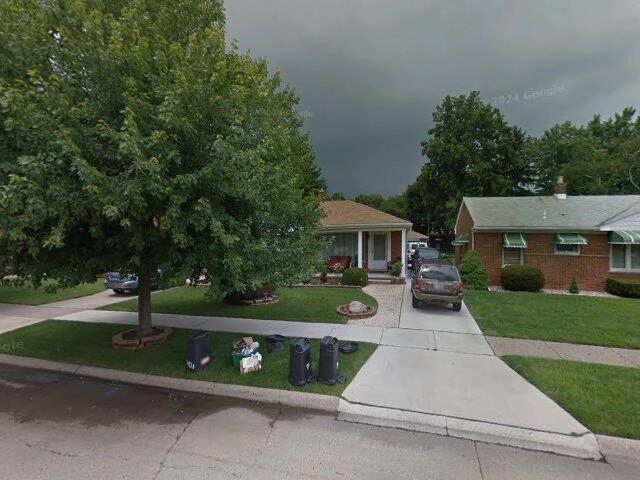 House image located at Allen Park, MI 48101