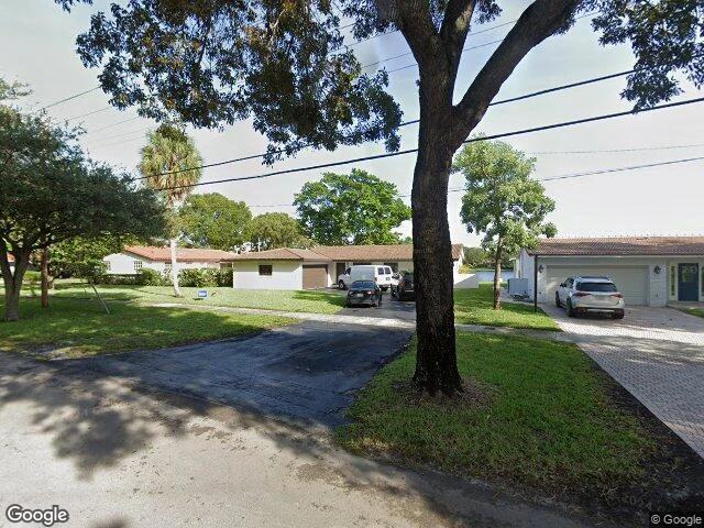 House image located at Hialeah, FL 33014