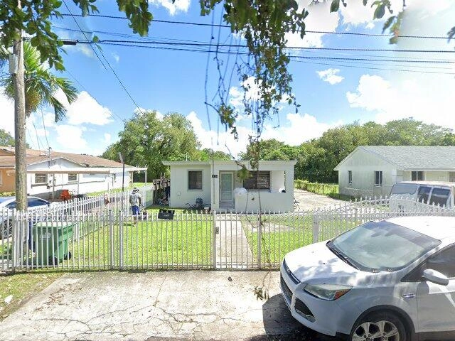 House image located at Miami, FL 33167