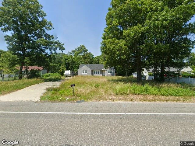 House image located at Ridge, NY 11961