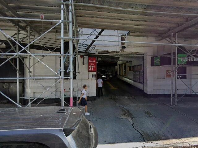 House image located at Chicago, IL 60620