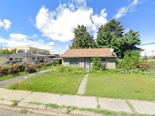 House image located at Toppenish, WA 98948