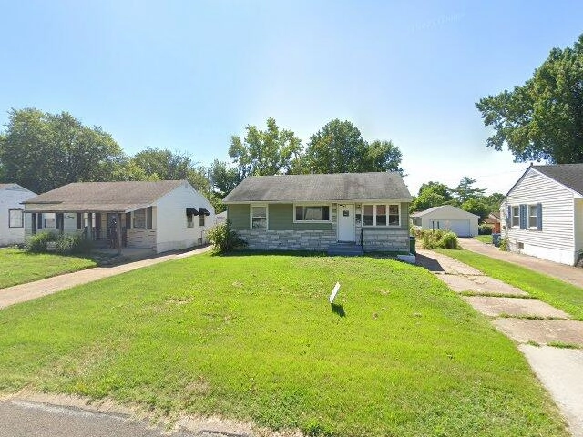 House image located at Saint Louis, MO 63137