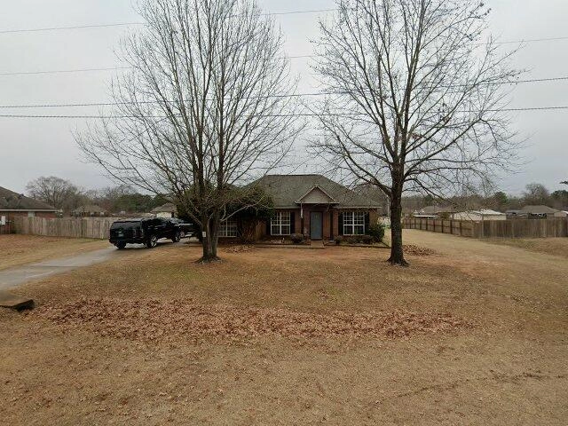 House image located at Wetumpka, AL 36092