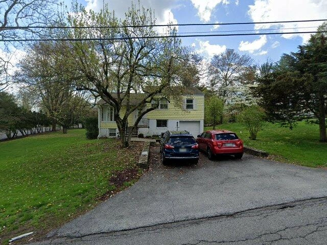 House image located at Yorktown Heights, NY 10598