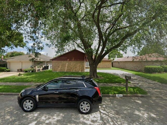 House image located at La Porte, TX 77571