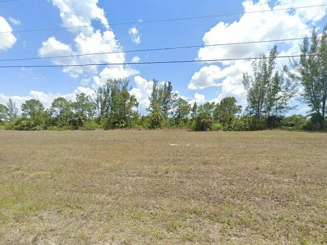 House image located at Cape Coral, FL 33909