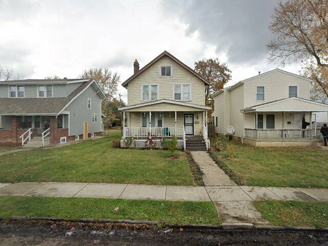 House image located at Columbus, OH 43211