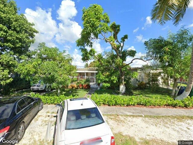 House image located at Miami, FL 33150