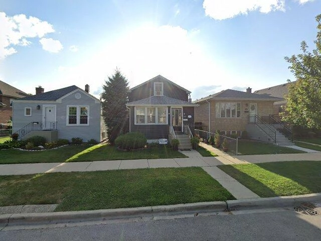 House image located at Chicago, IL 60634