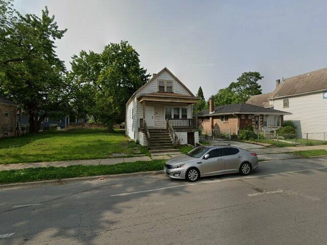 House image located at Chicago, IL 60628