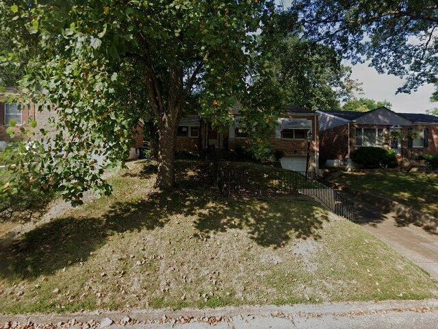 House image located at Saint Louis, MO 63121