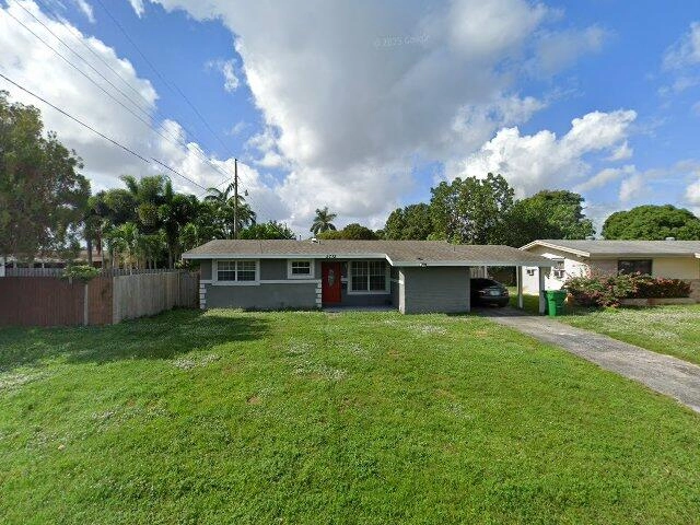 House image located at Hollywood, FL 33023