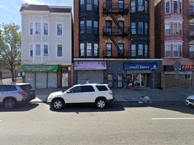 House image located at Newark, NJ 07103