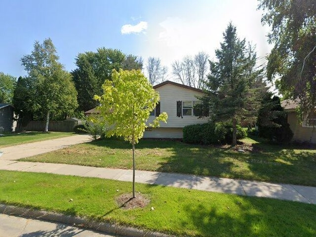 House image located at Oshkosh, WI 54904