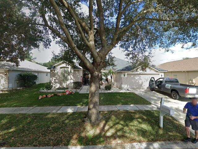 House image located at Valrico, FL 33596