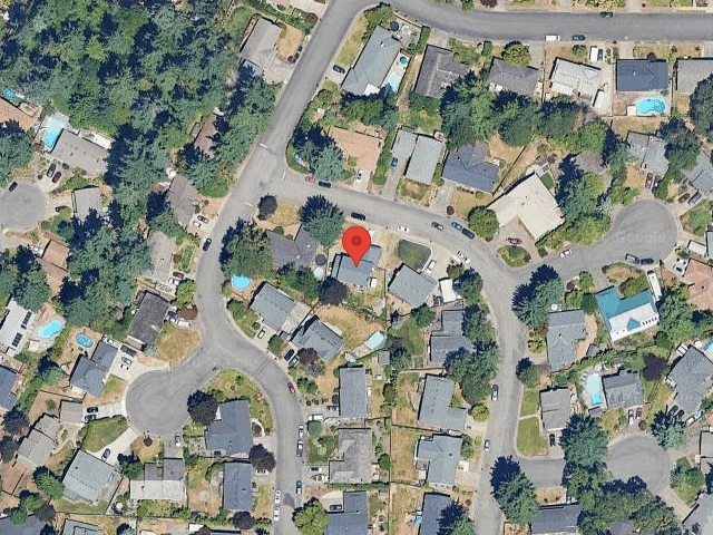 House image located at Gladstone, OR 97027