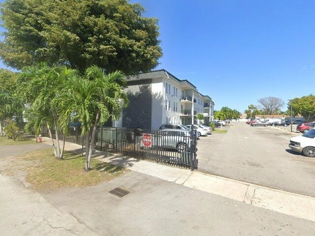House image located at Hialeah, FL 33012