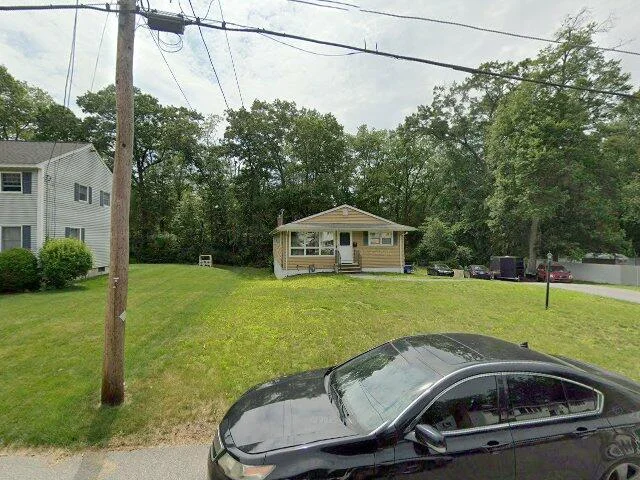 House image located at Lowell, MA 01851