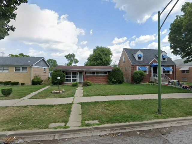 House image located at Chicago, IL 60643
