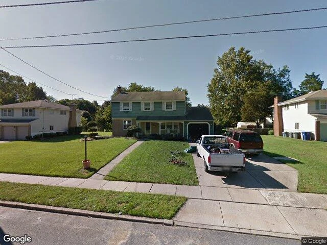 House image located at Riverton, NJ 08077